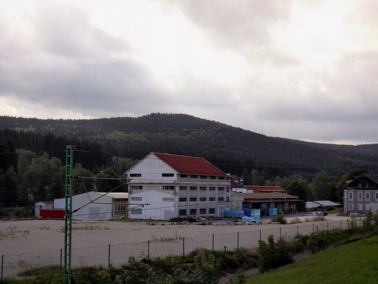 Stillgelegte Papierfabrik von Loučovice